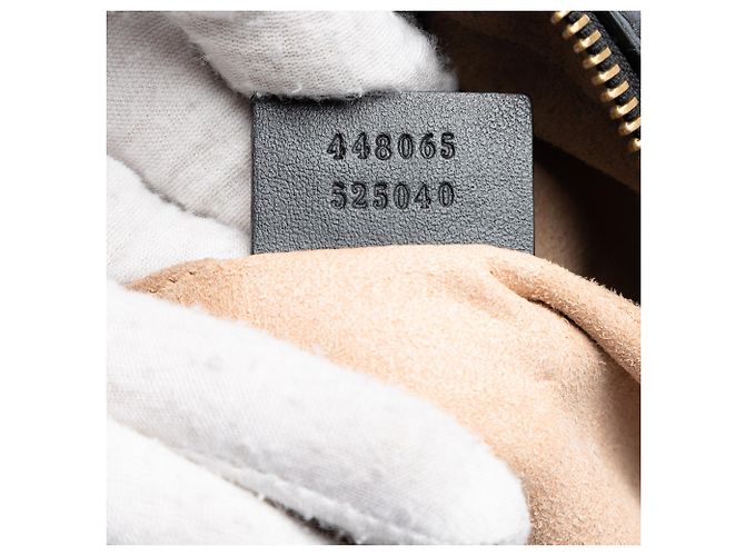 Gucci Mini Borsa a Tracolla GG Marmont in Pelle di Vitello Matelassé Nera Nero - vista 6