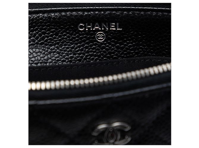 Pochette zip in caviar trapuntato nero CC piccolo di Chanel - vista 5