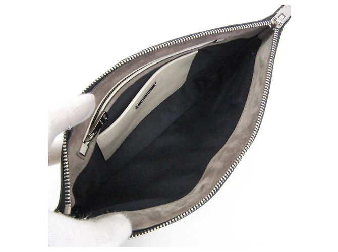Miu Miu Damen Leder Clutch in Grau und Hellbeige - Ansicht 3