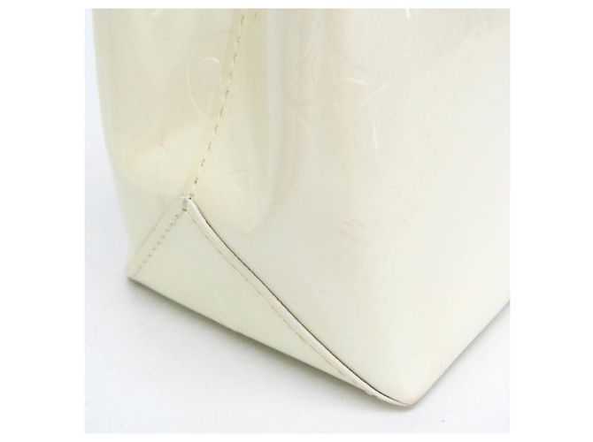 Louis Vuitton Monogram Vernis Reade PM Handtasche in Perle Weiß - Ansicht 6