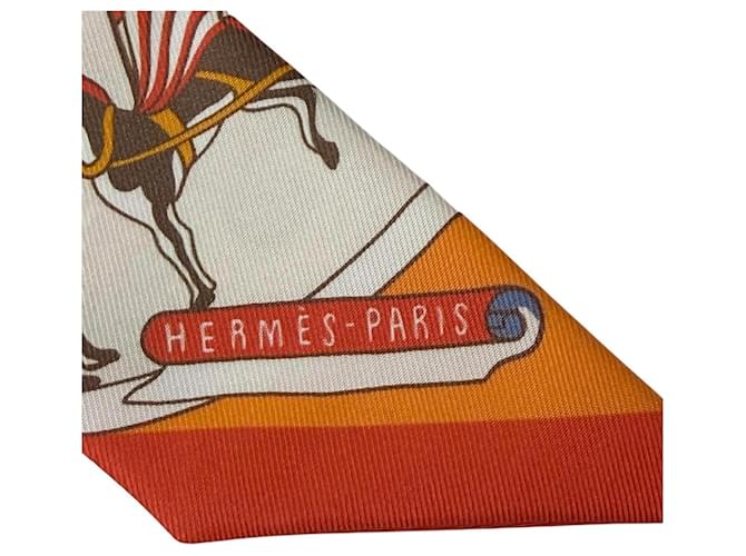 Hermès HERMES Twilly Exposition Universelle - Sciarpa in Seta Arancione - vista 4