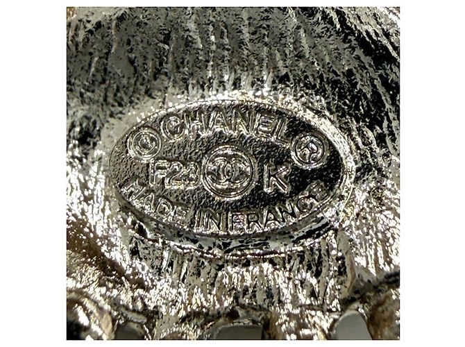 Chanel F23K ABC214 Kamelie Perlen Coco Mark Ohrringe Schwarz - Ansicht 6
