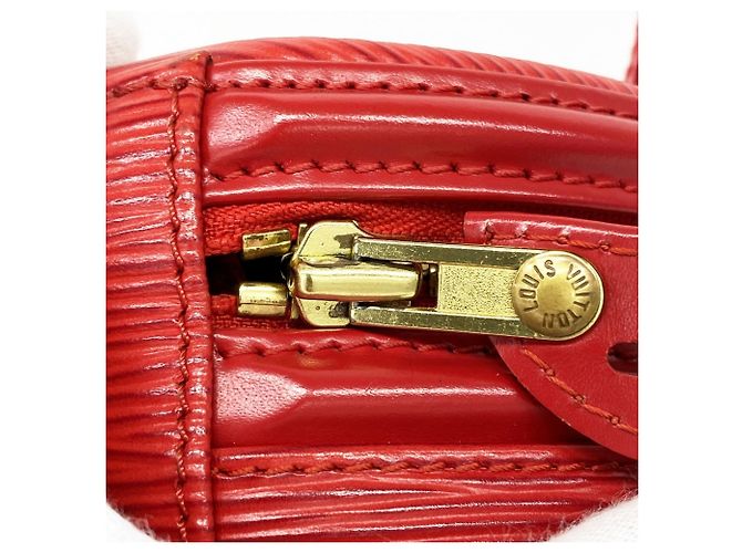 Borsa Louis Vuitton Epi Cannes in rosso castigliano - vista 10