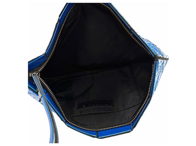 Bolso Clutch Triangular BAOBAO Issey Miyake Azul - vista 6