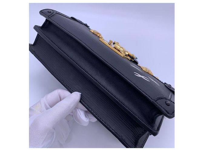 Louis Vuitton H 98 Water Ripple Soft Box Borsa a Spalla Nera in Pelle Nero - vista 4