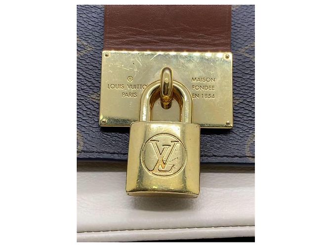 Borsa a tracolla Louis Vuitton Vaugirard in pelle marrone - vista 4