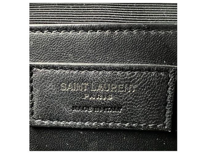 Bolso de hombro mediano de cuero negro grabado de Saint Laurent con cadena - vista 8