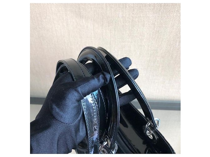Borsa Dior Duchess in pelle verniciata nera Nero - vista 8