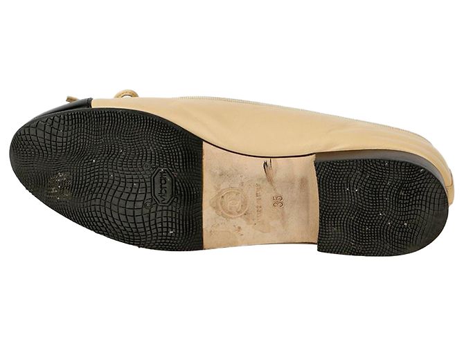 Chanel Scarpe basse bicolore Nero - vista 10