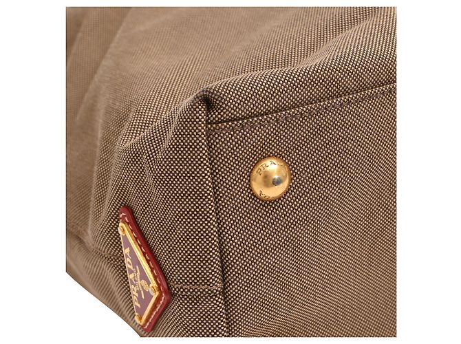 Prada 2-Wege Tote Bag aus braunem Canvas - Ansicht 9