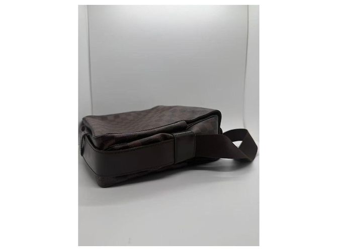 Louis Vuitton Borsa Naviglio Marrone a Quadri - vista 5