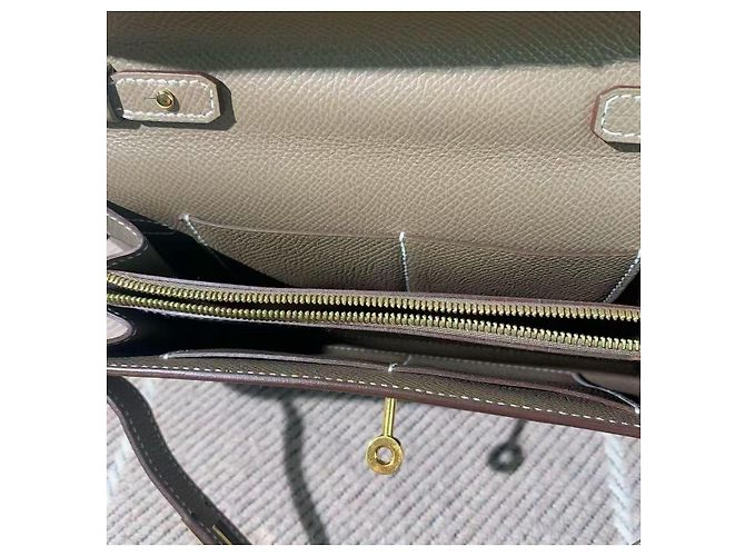 Portafoglio Hermès Kelly Grigio Elefante Pelle Epsom Oro - vista 9