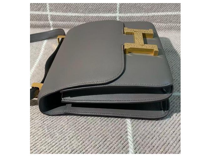 Borsa Hermès Constance 23 in pelle Swift grigia Grigio - vista 2