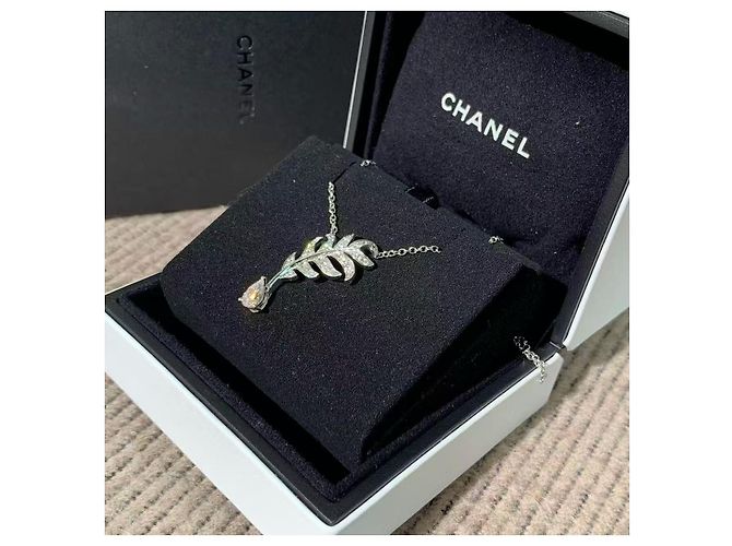Collana Chanel PLUME in diamanti e oro bianco 18k Argento - vista 5