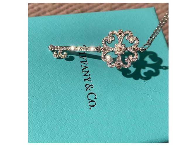 Tiffany & Co Collana Tiffany Keys Chiave Fiore di Ciliegio Oro Bianco e Diamanti Argento - vista 5