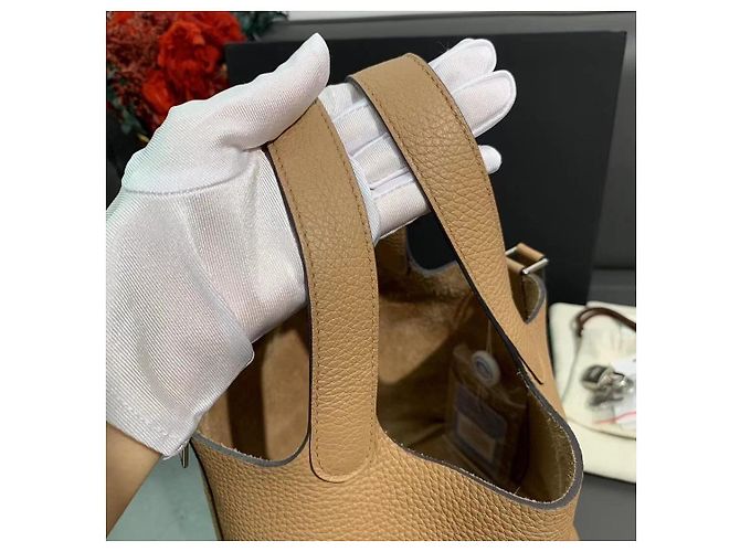 Borsa a secchiello Hermès Love Water 18 Pelle Khaki Cachi - vista 6