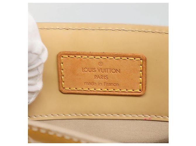 Louis Vuitton Reade Monogram Vernis MM Beige - vista 6