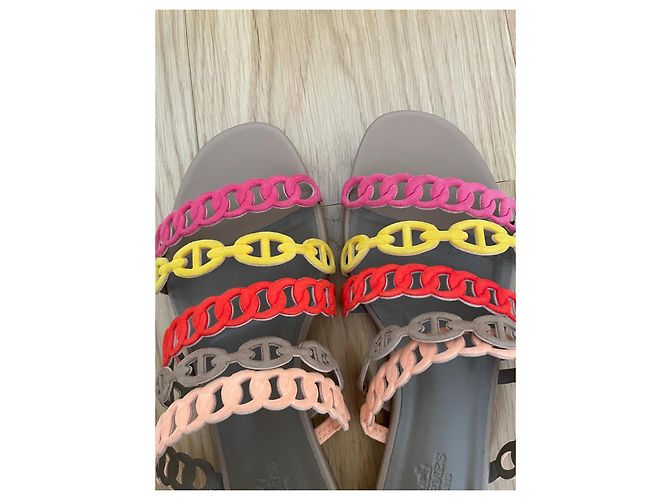 Sandali Hermès Oran Multicolori Rosa Rosso Beige Arancione Giallo - vista 8