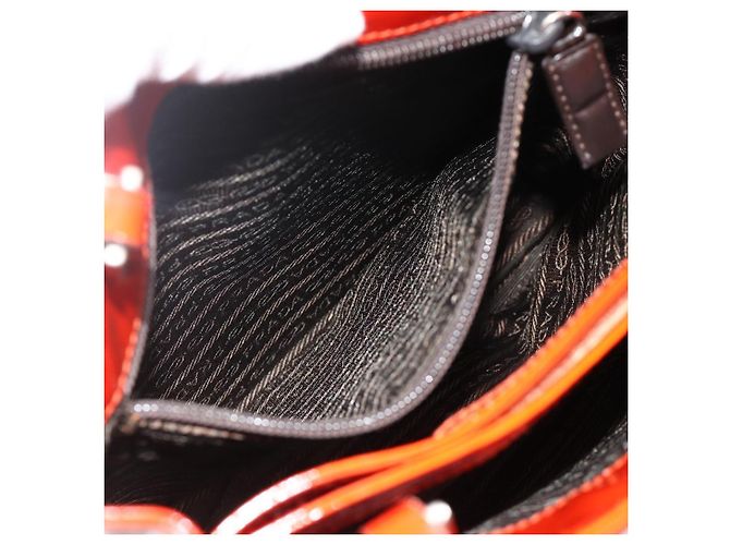 PRADA Tote Bag aus rotem lackiertem Leder mit Silber Auth ti3877 - Ansicht 22