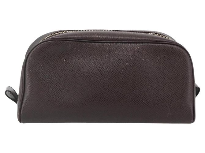 LOUIS VUITTON Taiga Trousse Toilette PM Clutch Bag Acajou M30226 LV Auth mr2409 Marron - vue 13