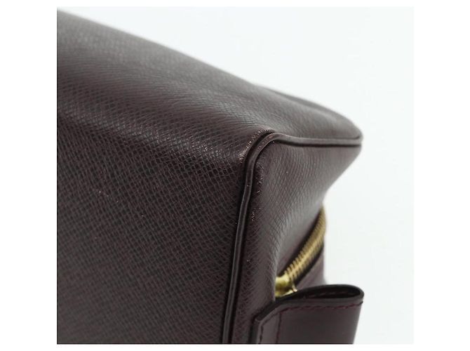 LOUIS VUITTON Taiga Trousse Toilette PM Clutch Bag Acajou M30226 LV Auth mr2409 Marron - vue 15