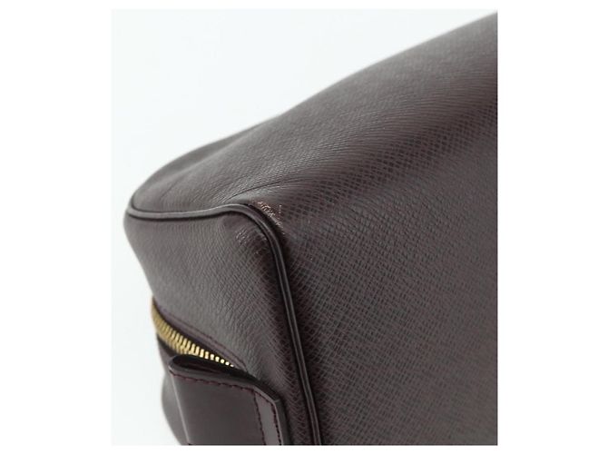 LOUIS VUITTON Taiga Trousse Toilette PM Clutch Bag Acajou M30226 LV Auth mr2409 Marron - vue 16