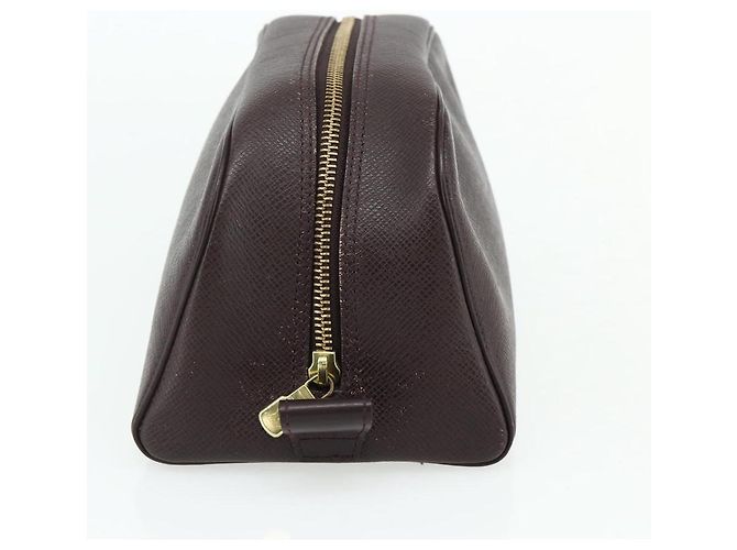LOUIS VUITTON Taiga Trousse Toilette PM Clutch Bag Acajou M30226 LV Auth mr2409 Marron - vue 3