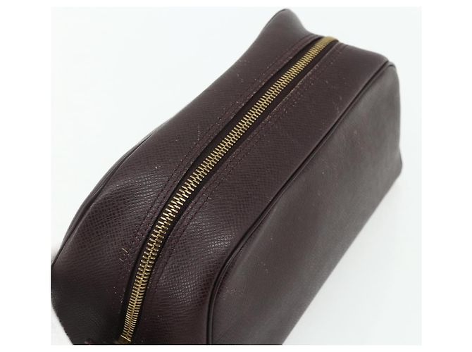 LOUIS VUITTON Taiga Trousse Toilette PM Clutch Bag Acajou M30226 LV Auth mr2409 Marron - vue 5