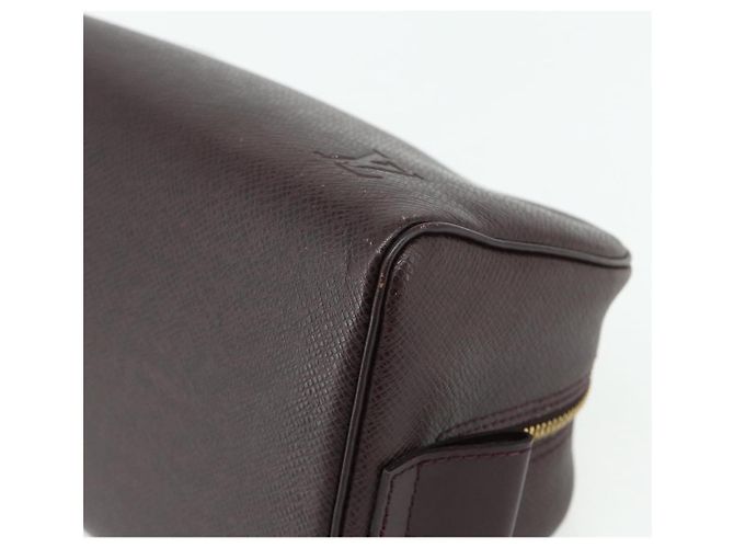LOUIS VUITTON Taiga Trousse Toilette PM Clutch Bag Acajou M30226 LV Auth mr2409 Marron - vue 7