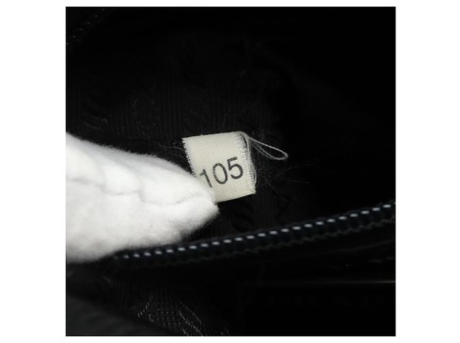Borsa a Spalla Sportiva PRADA in Nylon Nero e Argento Auth ti3828 - vista 12
