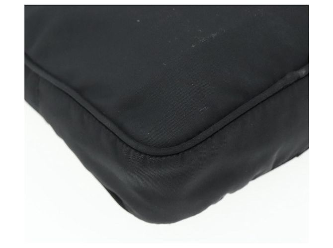 Borsa a Spalla Sportiva PRADA in Nylon Nero e Argento Auth ti3828 - vista 16