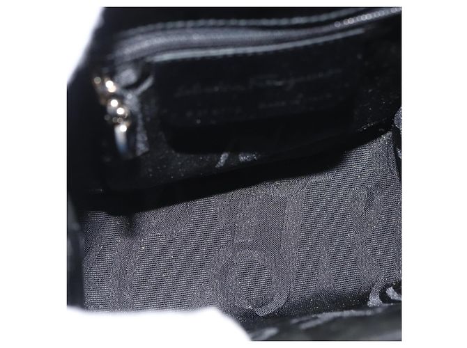 Borsa Gancini Salvatore Ferragamo in pelle verniciata 2 in 1 Nero Argento Auth 175600A - vista 11