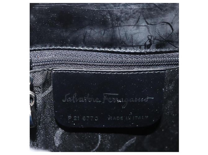 Borsa Gancini Salvatore Ferragamo in pelle verniciata 2 in 1 Nero Argento Auth 175600A - vista 12