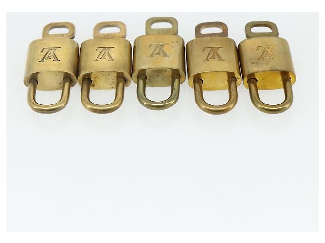 LOUIS VUITTON Ensemble de 10 Cadenas en métal Doré LV Auth ti3909 - vue 5