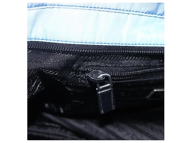 Bolso Tote PRADA de nailon azul plateado Auth YKZ1197 Plata - vista 22