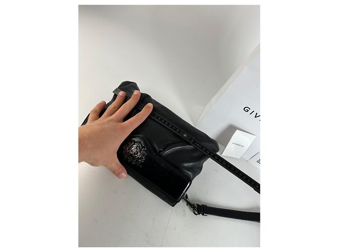 Clutch in pelle vintage Givenchy Avantgarde nera Nero - vista 7