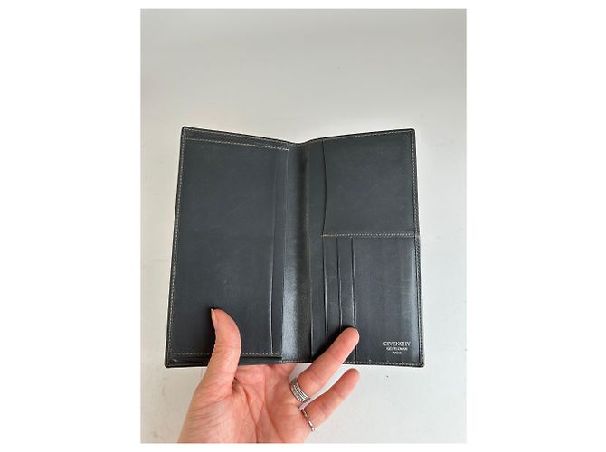 Vintage Givenchy 4G Leather Long Bifold Wallet Black - view 5