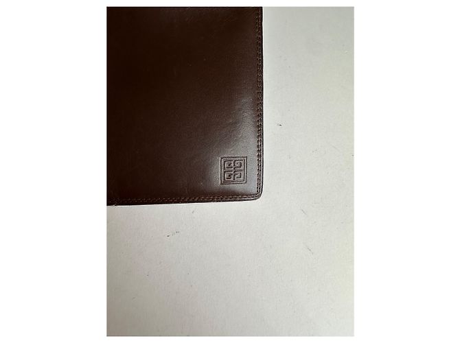 Vintage Givenchy Bifold Leather Bifold Wallet Dark Brown - view 8