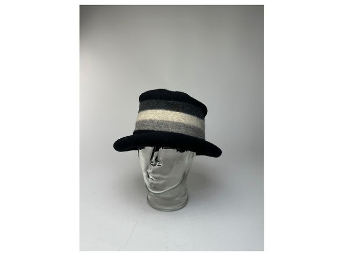 Cappello Vintage Givenchy in Feltro di Lana Striato Nero Grigio Bianco M - vista 8
