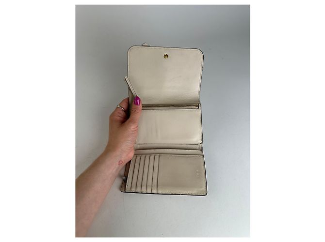 Vintage Chloé Alphabet Grained Leather Compact Wallet Nude Beige - view 5