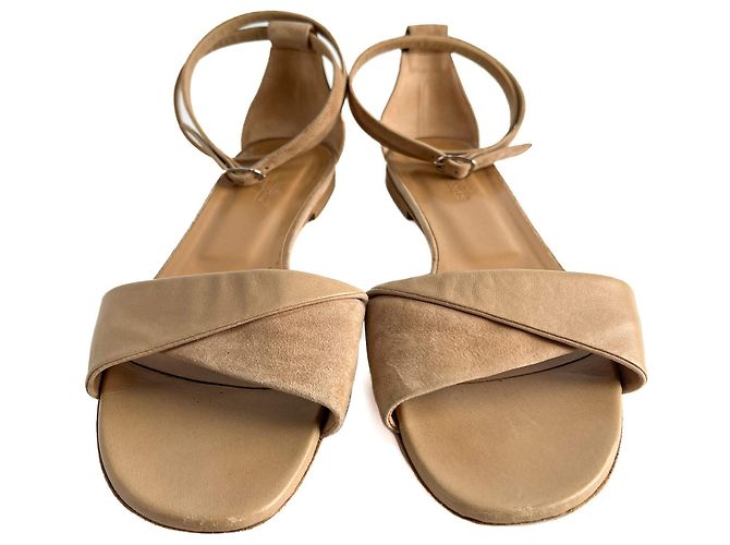 Hermès Sandali in pelle e velluto con cinturini incrociati 40 Beige - vista 2