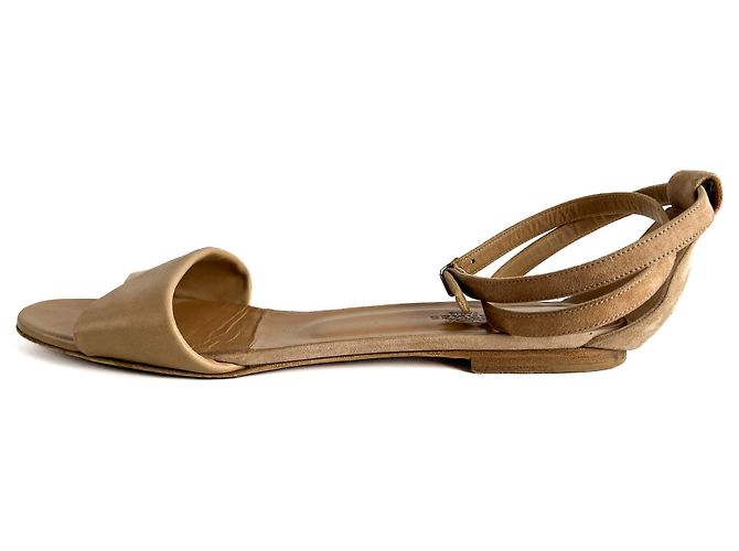 Hermès Sandali in pelle e velluto con cinturini incrociati 40 Beige - vista 4