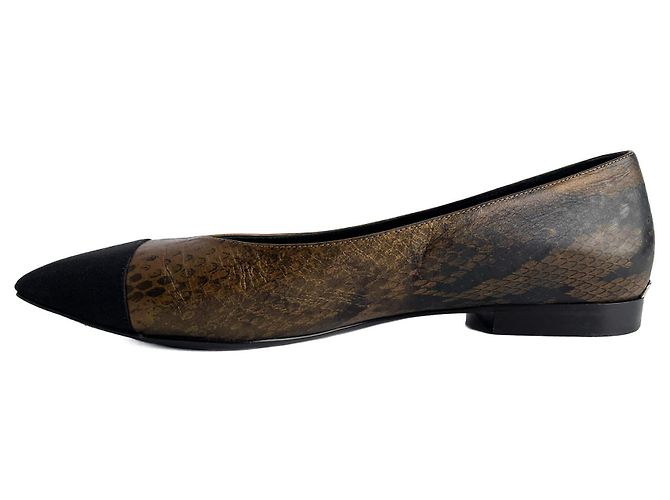 Timeless Chanel Bailarinas de cuero impresas con punta cap 40C serpiente metálica Dorado - vista 6