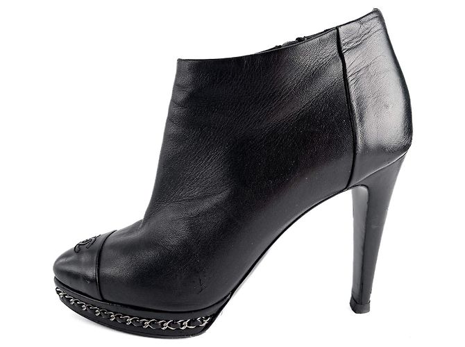 Timeless Chanel Botines de plataforma de cuero con cadena adornada CC 110 38,5 Negro - vista 9