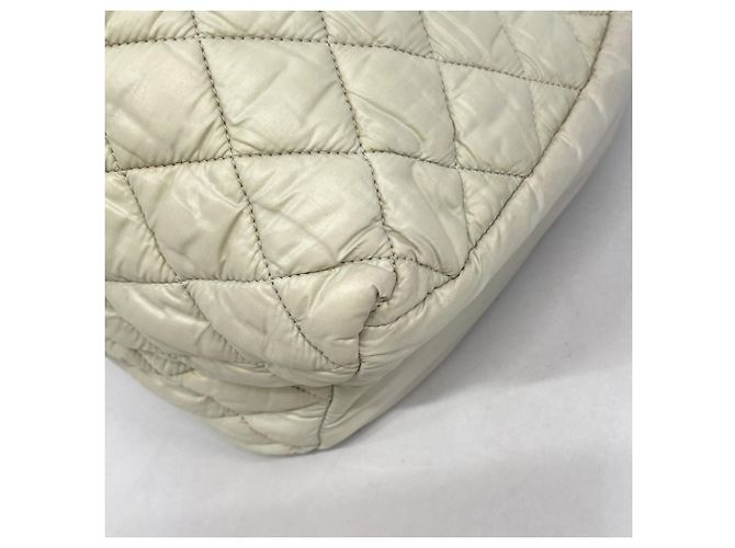 Chanel Coco Cocoon Nylon Tote Bag Braun Grün - Ansicht 8