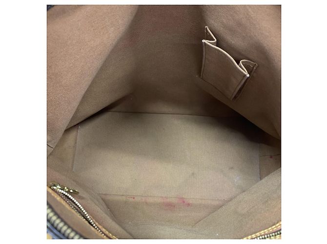 Borsa Tote Cabas Mezzo Monogram di Louis Vuitton Marrone - vista 4