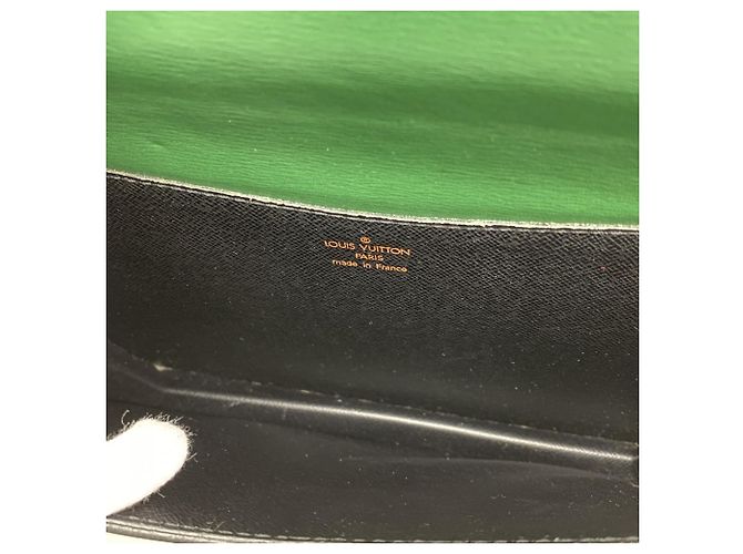 Louis Vuitton Epi Grenelle Schultertasche in Borneo Grün - Ansicht 12
