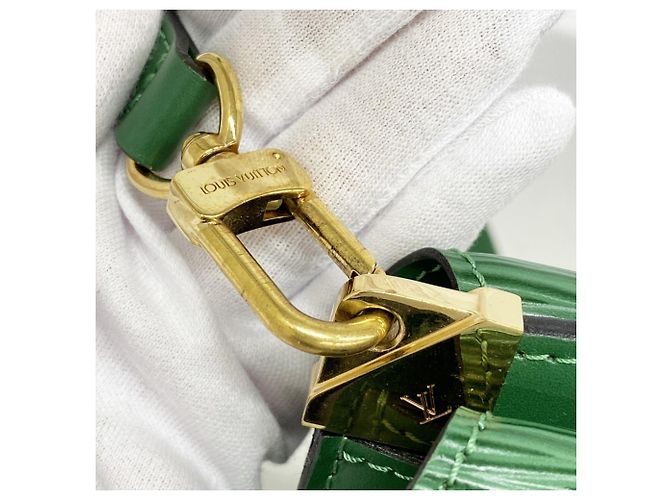 Louis Vuitton Epi Grenelle Schultertasche in Borneo Grün - Ansicht 9
