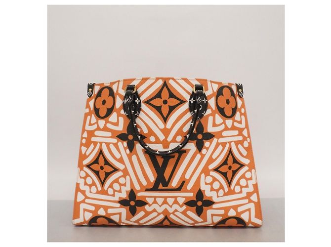 Borsa tote OnTheGo GM LV Crafty di Louis Vuitton Marrone - vista 13