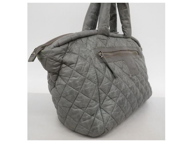 Borsa in nylon grigia Chanel Coco Cocoon Marrone - vista 2